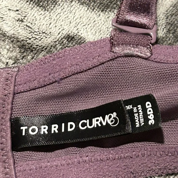 Torrid Lace Underwire Bra in Mauve - Picture 3 of 10